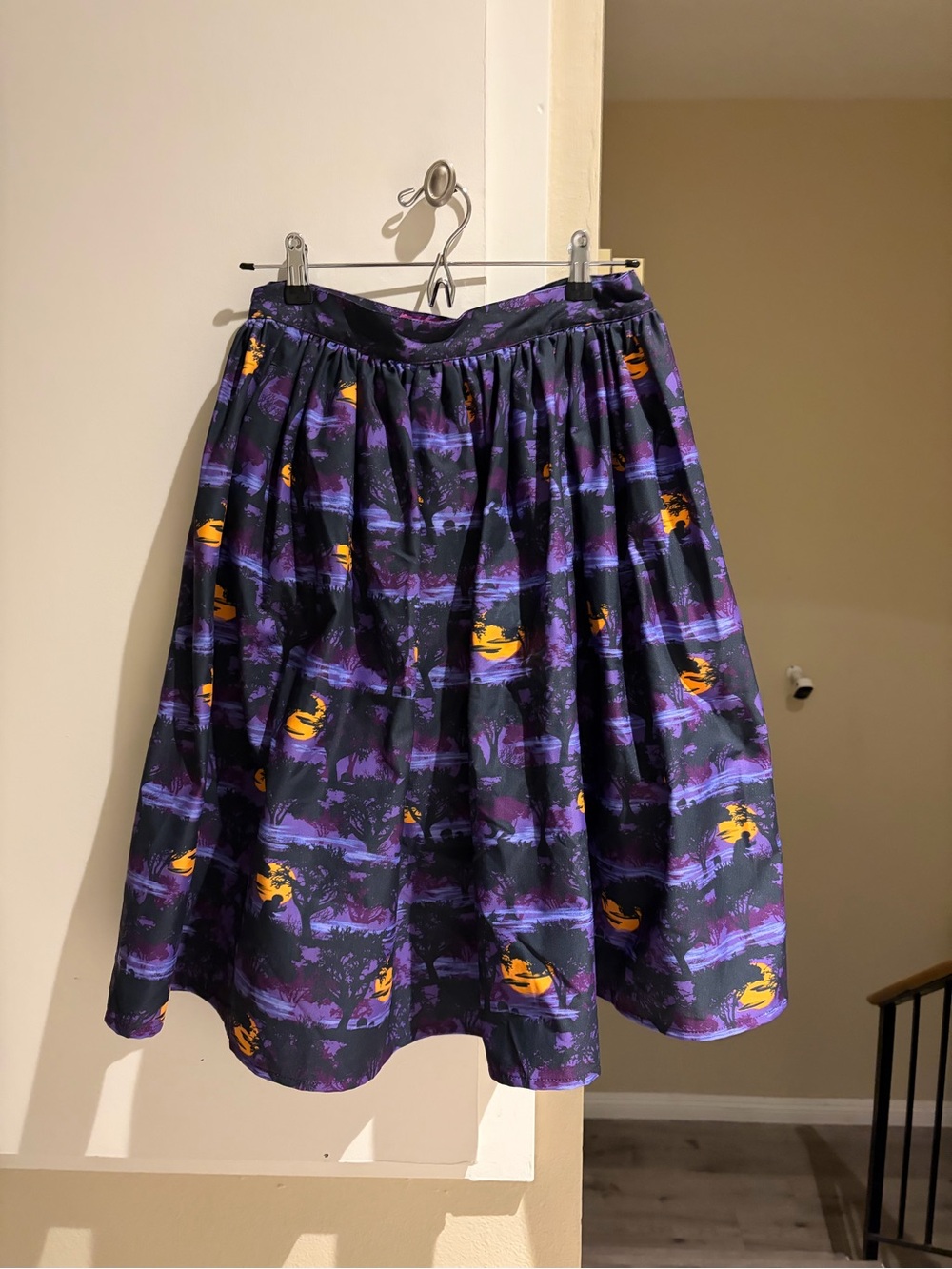 Universal Monsters x unique vintage Women's Halloween Print Skirt with pockets